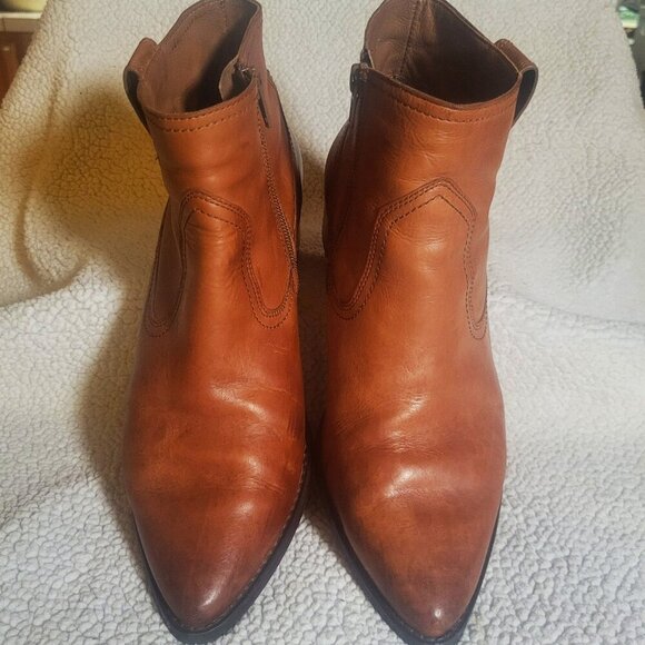Paul Green Leather Niche Pointed Toe Leather Booties in Cognac Star - Size 7 - Picture 8 of 13
